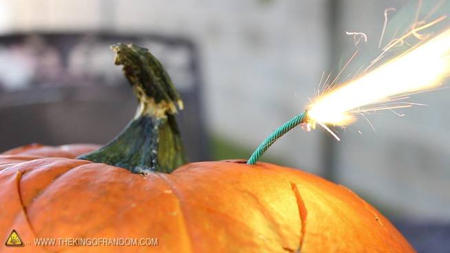 make-exploding-pumpkin-face-aka-blast-o-lantern-for-halloween.w654